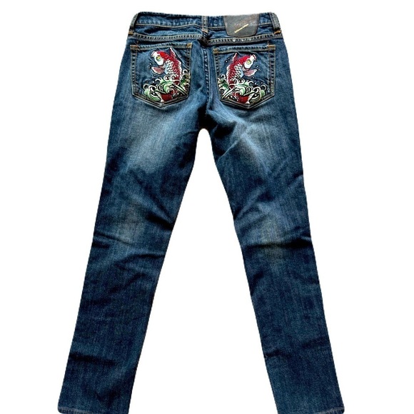 Women's Vintage Ed Hardy Koi Fish Embroidered Butt Pocket Denim Jeans Y2K Size27 - Picture 1 of 6